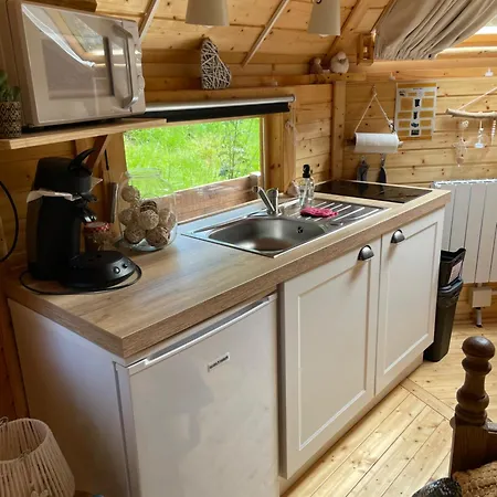 샬레 Cabane, Kota Desire 생디에데보주