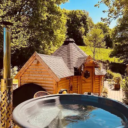 Chalet Cabane, Kota Desire Saint-Die-des-Vosges