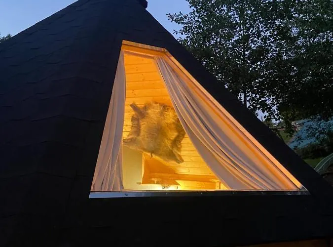 Cabane, Kota Desire Chalet