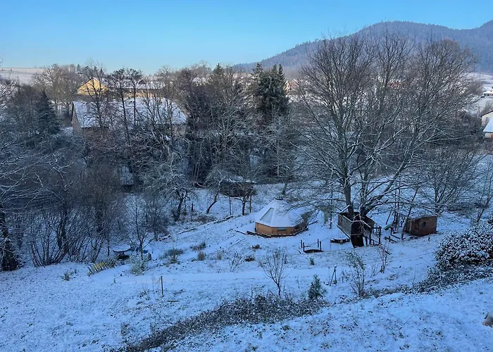 Chalet Cabane, Kota Desire *