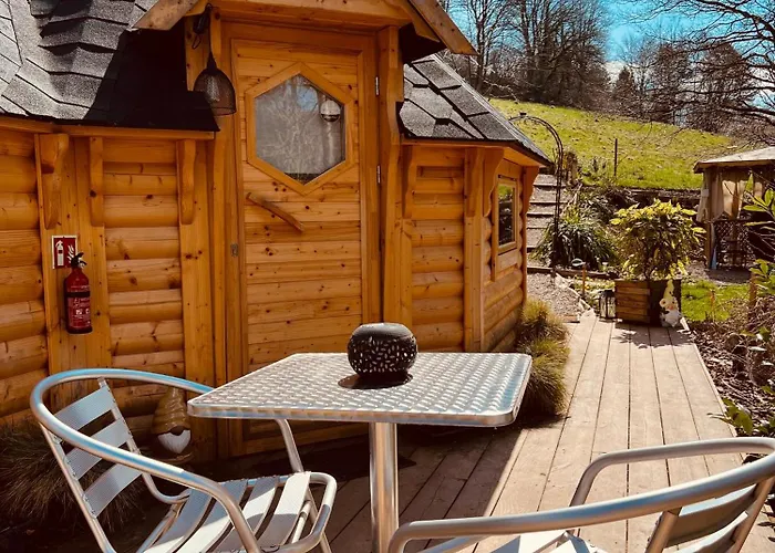 Chalet Cabane, Kota Desire *